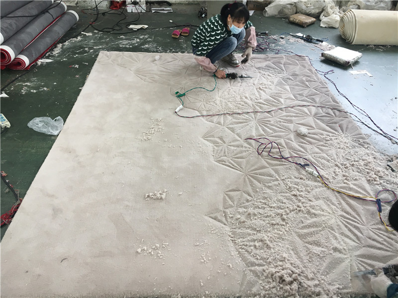 手工地毯生產(chǎn)過(guò)程